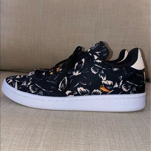 Adidas x Farm Rio Advantage low top floral sneaker